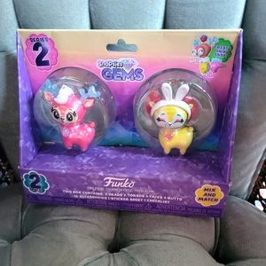 ❤️🩷❤️Funko snapsies gems new in package box has minor damage pink yellow